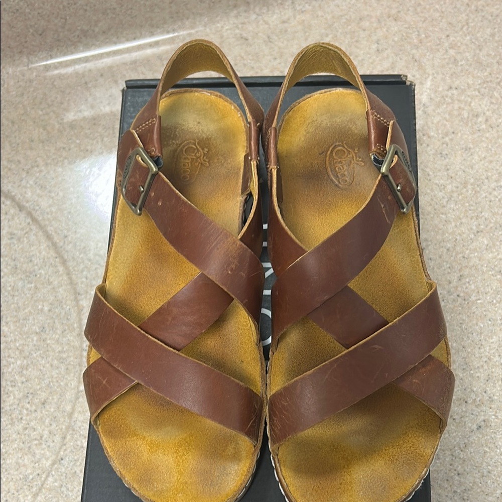 Chaco Women Brown Leather Wayfarer Sandals